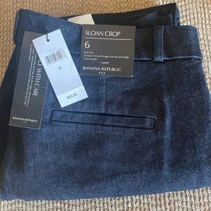Banana Republic Sloan Crop in dark denim